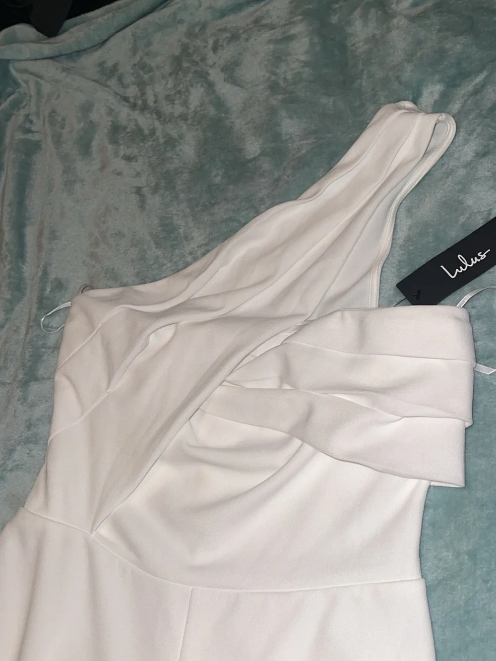 Devoted to Fun Ivory One-Shoulder Sleeveless Jumpsuit Size Medium NWT - Picture 6 of 12